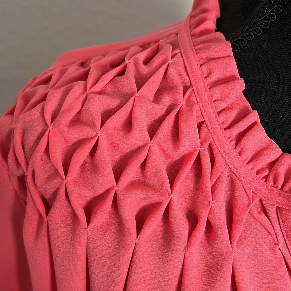 Woman’s Karl Lagerfeld v-neck button-up top. Size large. Excellent condition! - Picture 3 of 7